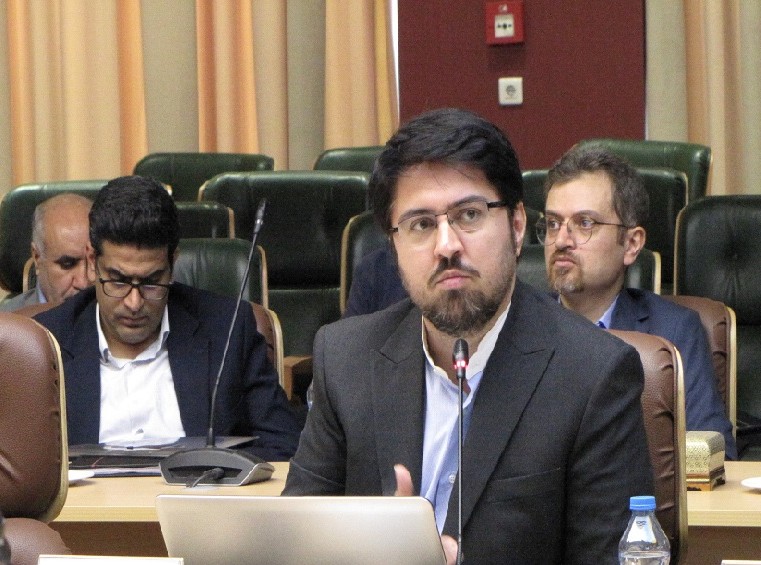 خودتنظیم‌گری مشارکتی راهکار حل چالش‌های تنظیم‌گری در راستای توسعه فراگیری مالی توسط لندتک‌ها