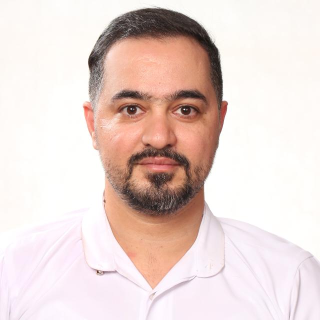 اشخاص حقیقی - آرش حق پرست