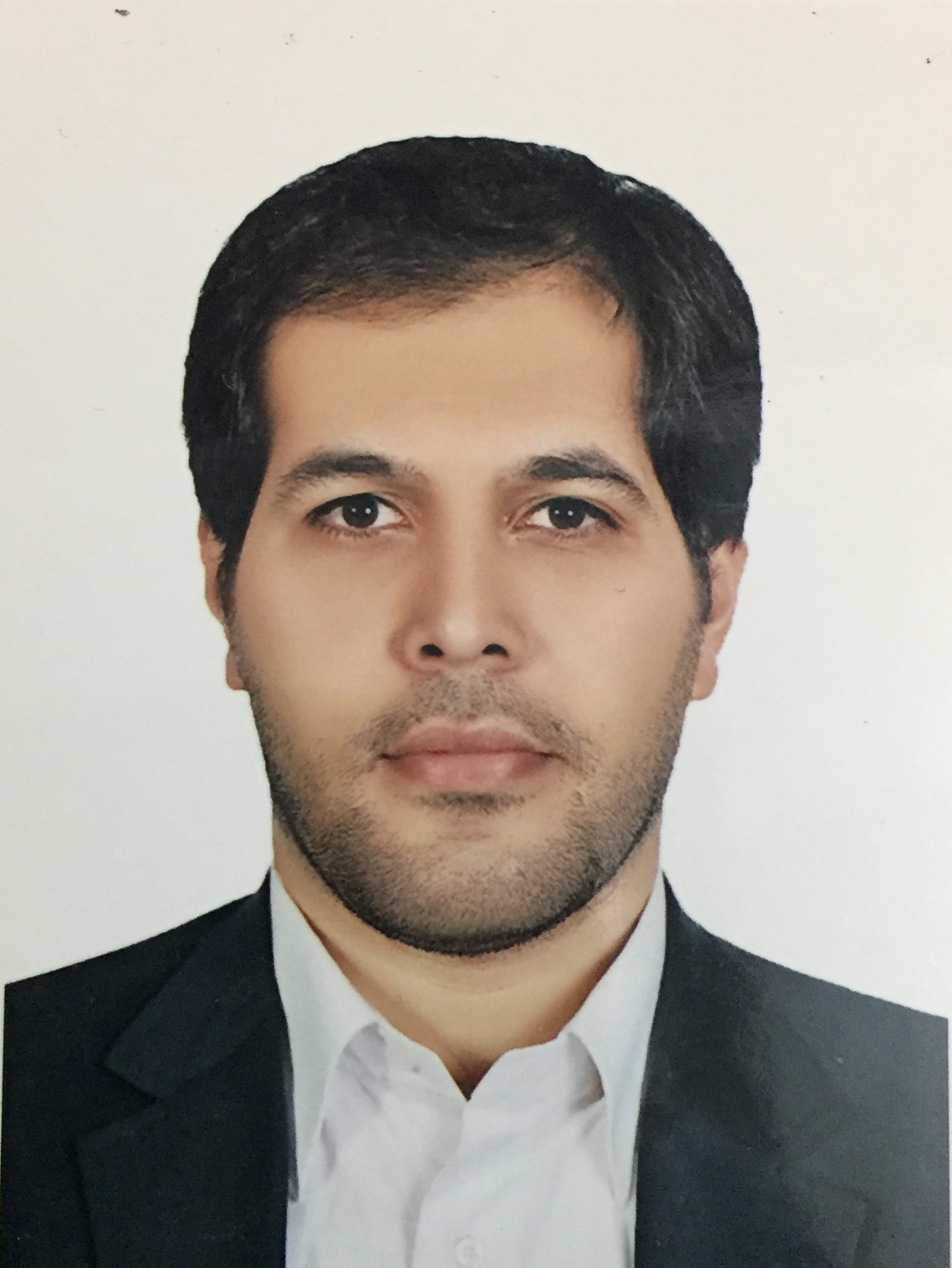 اعضا و مشاوران حقیقی -